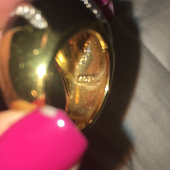 Gorgeous detailed ring - Picture 6 of 6